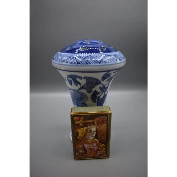 Vintage Berry Strainer Ceramic Vase - Picture 9 of 10